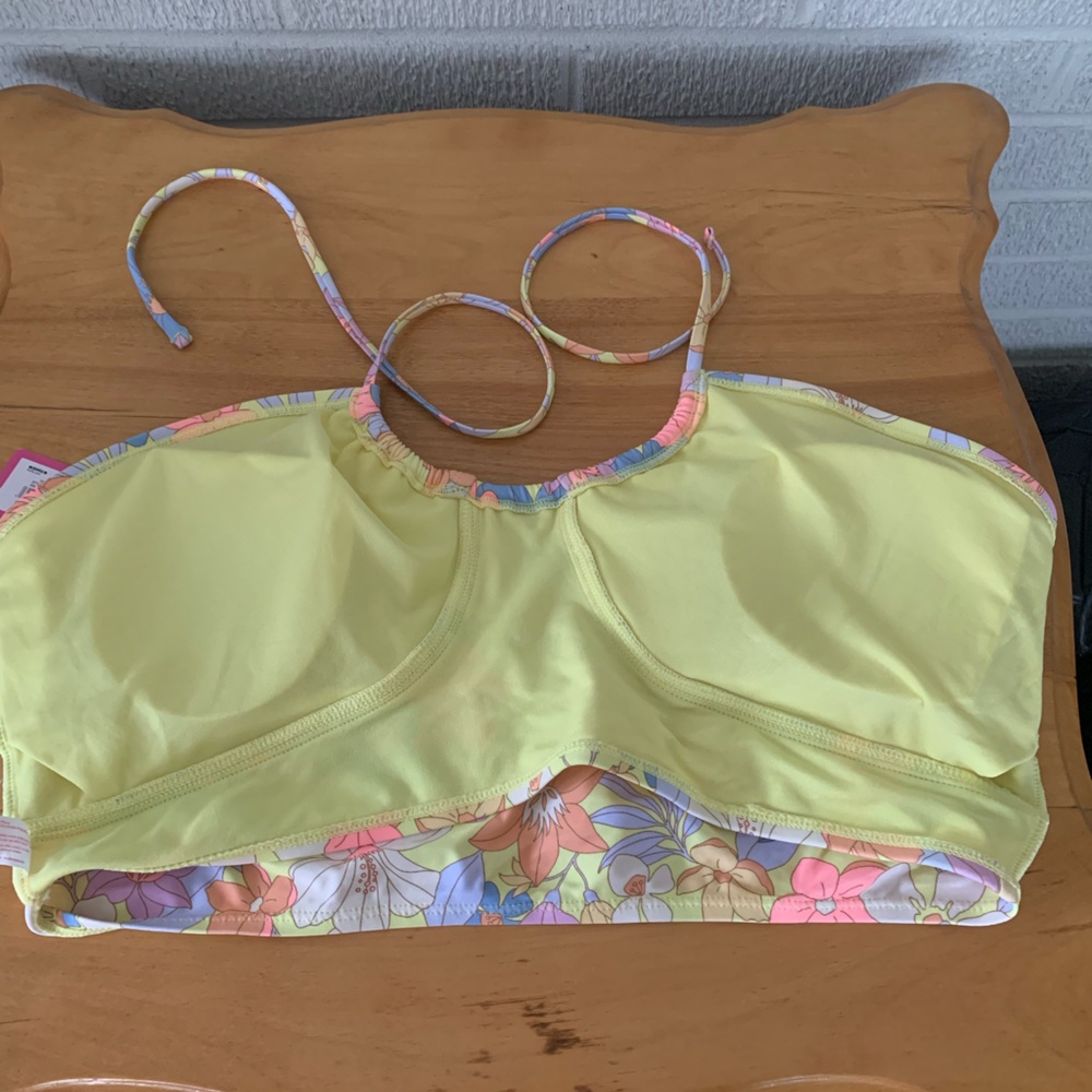 Ninety-Nine° Junior's XL Yellow Floral Print High-Neck Crop Swim Top Halter NWT - Picture 5 of 8